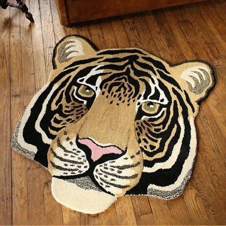 Leopard Face-Shaped Plush Area Rug