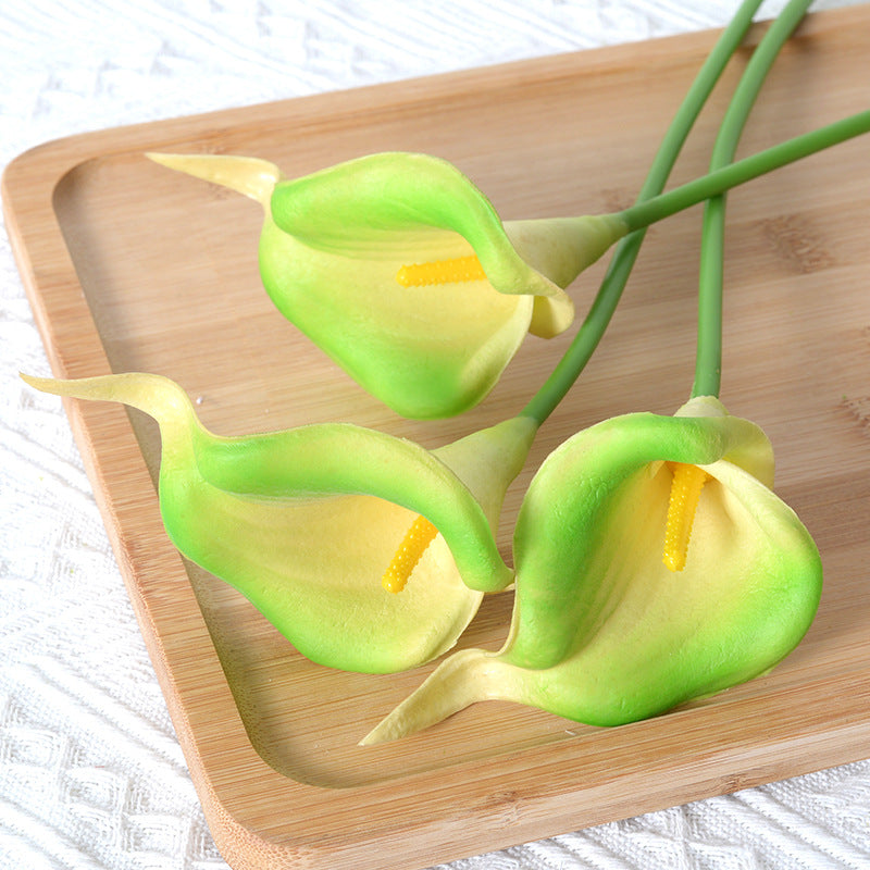 Decorative Realistic Calla Lily Stems
