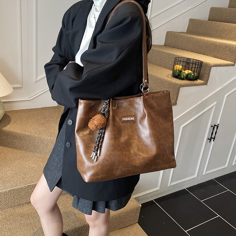 Modern Elegant Handbag Stornfield