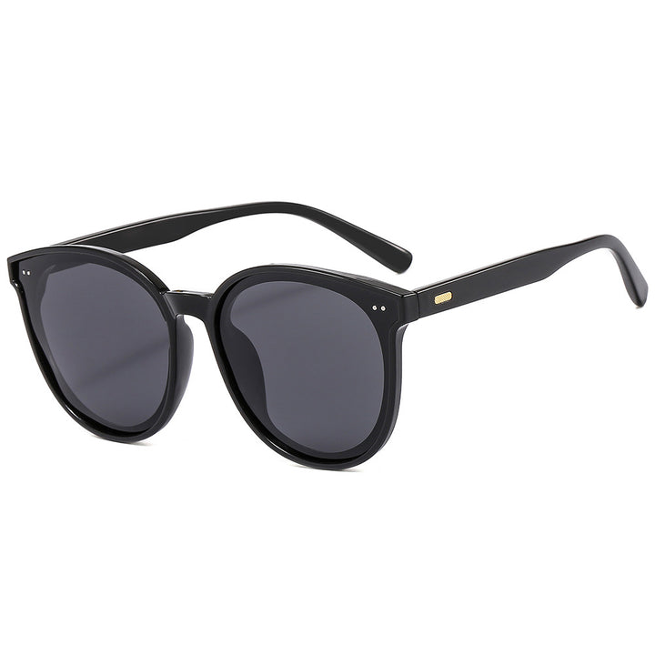Women's Stylish Sunglasses with Large, Elegant Frame Stornfield