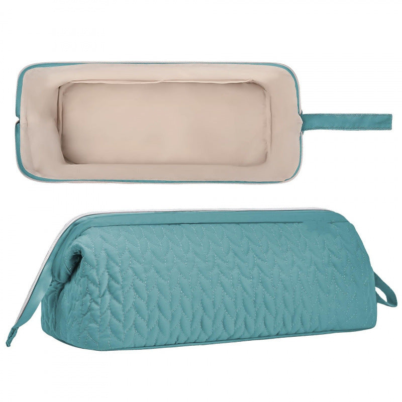 Elegant cosmetic bag with accessories Stornfield