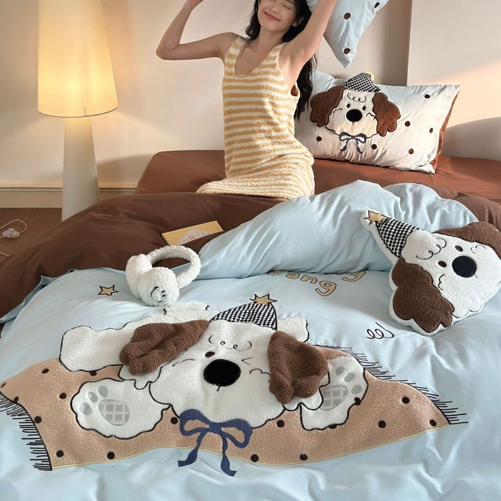 Cartoon Appliqué Plush Dog Reversible Duvet Cover Set with Decorative Pillowcases