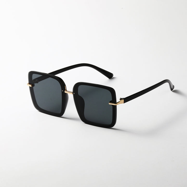 Women square sunglasses with elegant frame and UV protection Stornfield
