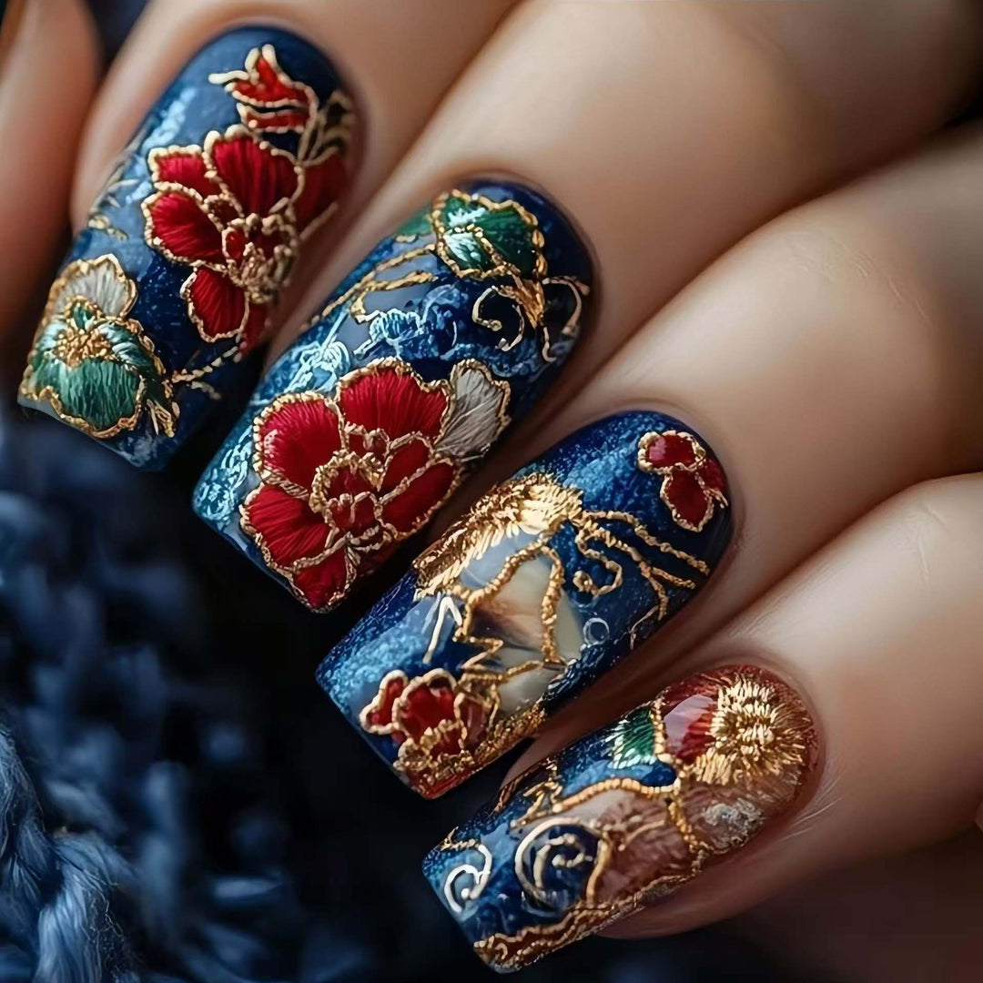Artificial nail set with filigree floral patterns Stornfield
