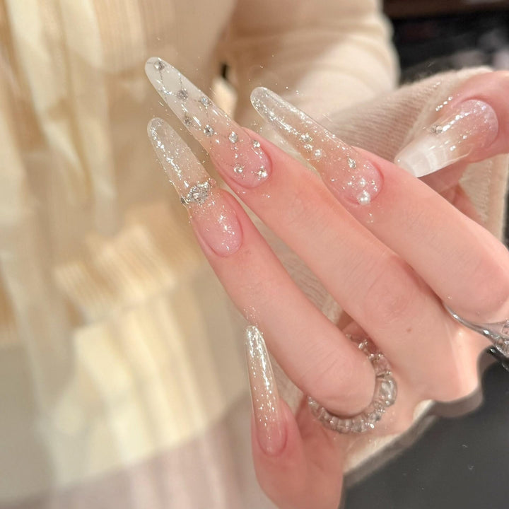 Artificial nails with elegant ombre effect Stornfield