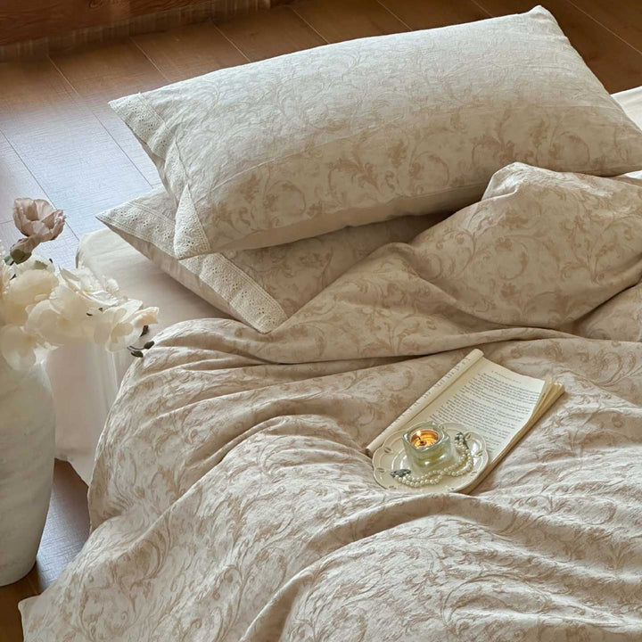 Jacquard Damask Duvet Cover Set with Hidden Closure and Corner Ties