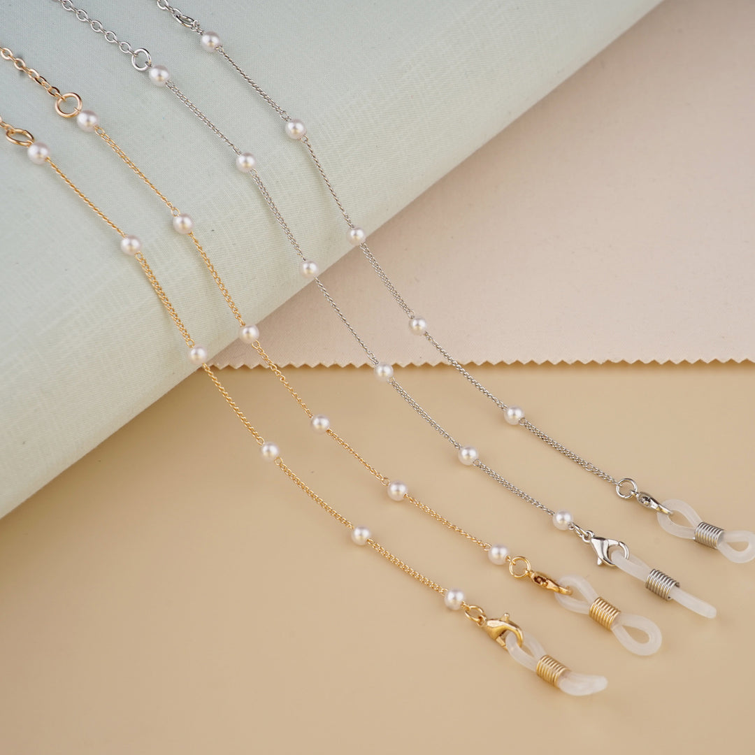 Elegant Pearl-Accented Eyewear Chain Stornfield