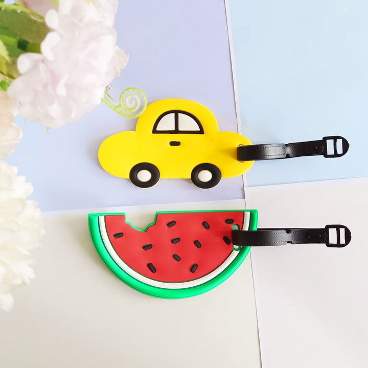 Unisex Luggage Tag in Creative Strawberry Design Bowlift
