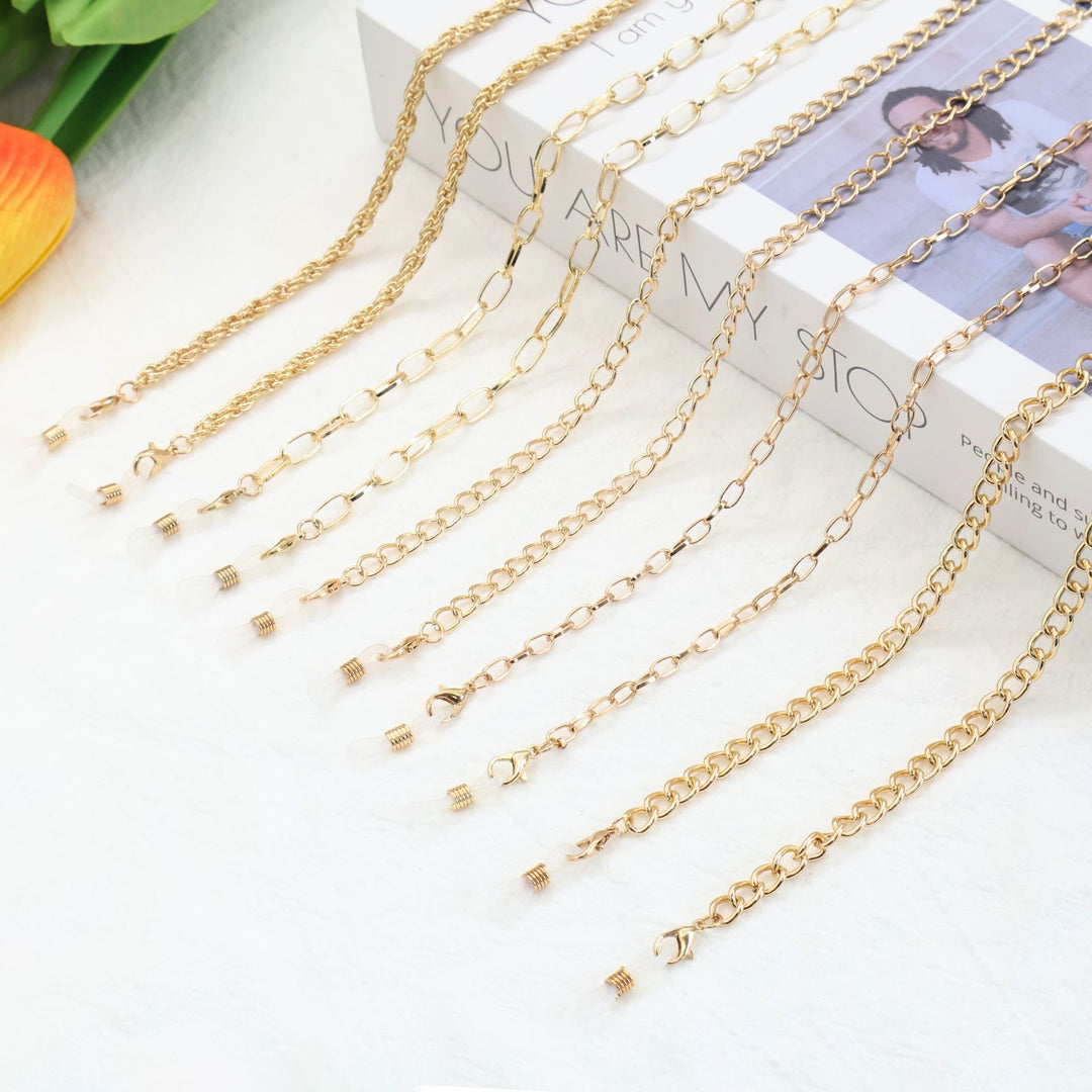 Modern Chain Eyewear Holder Stornfield