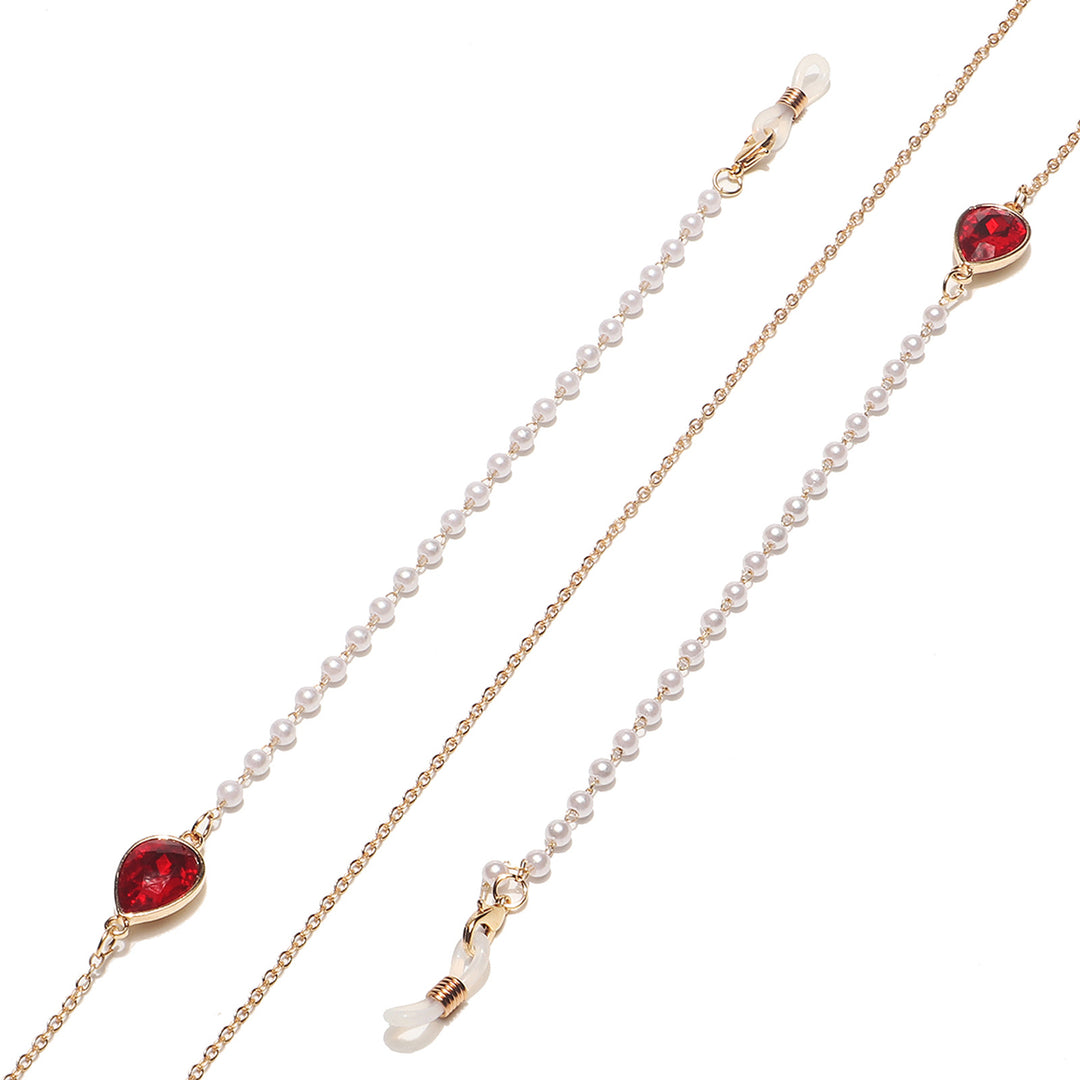 Elegant Pearl and Crystal Eyewear Chain Stornfield