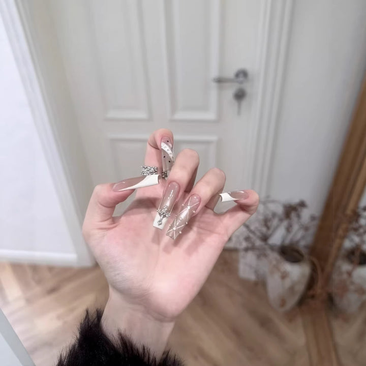 Stylish and Elegant Nail Extensions