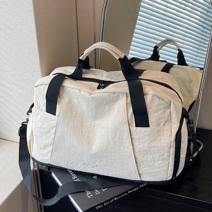 Sporty travel bag with innovative storage Stornfield