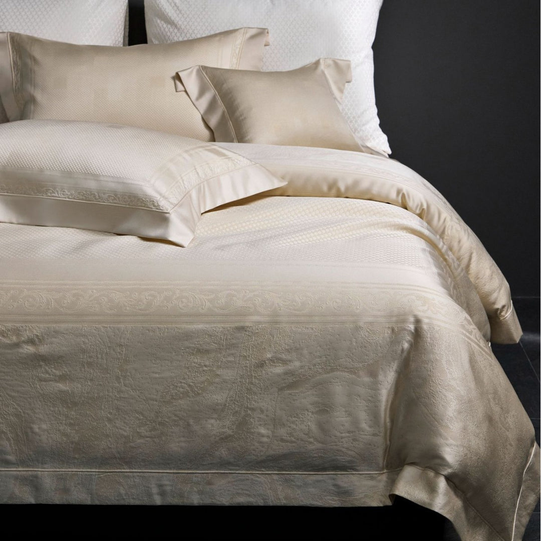 Luxurious Jacquard Satin Duvet Cover Set with Pillow Shams