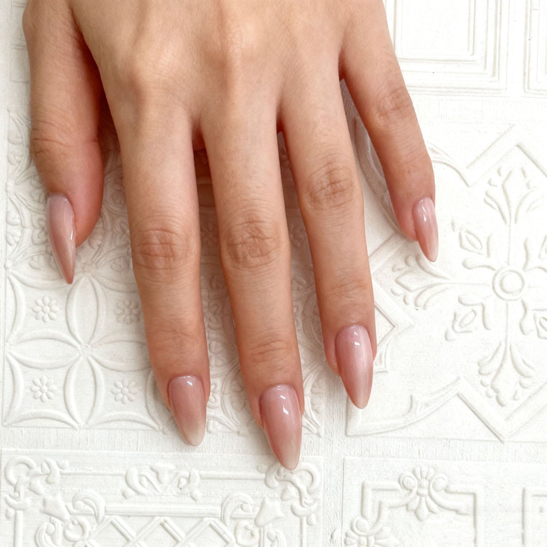 Glossy Almond-Shaped Press-On Nail Set Stornfield 1787225130