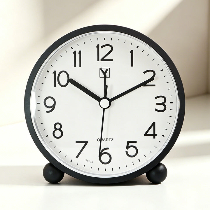 Classic table clock Stornfield
