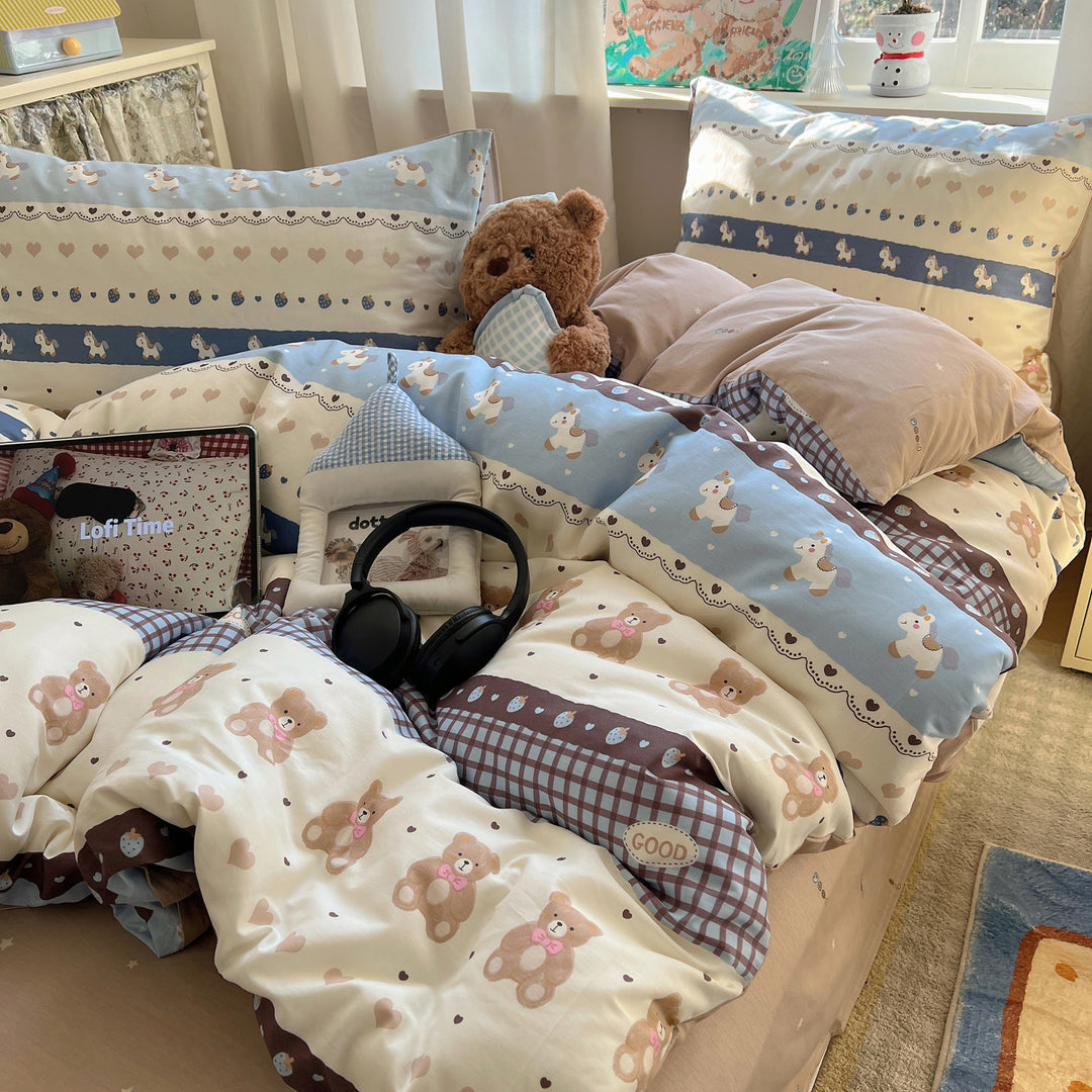 Cute Bear-Themed Bedding Set