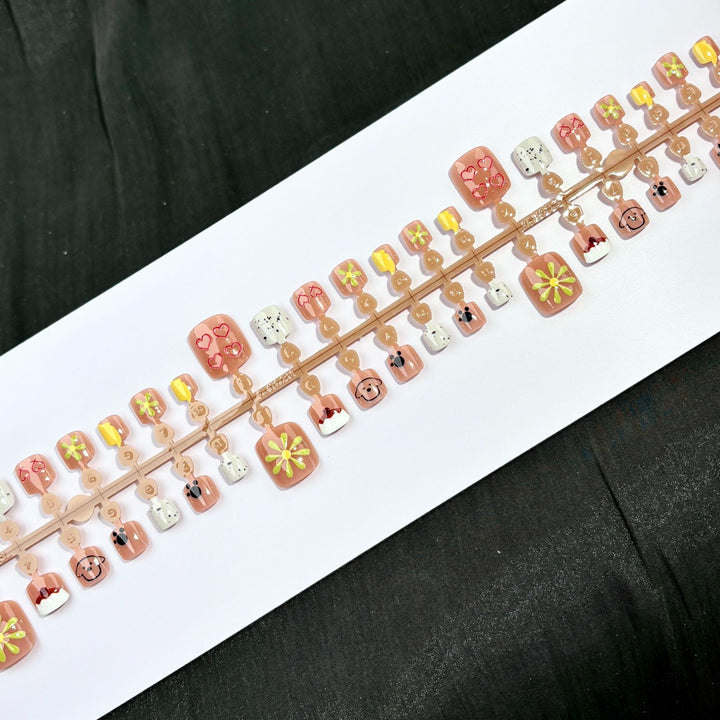 Decorative Cartoon-Themed Press-On Nail Set
