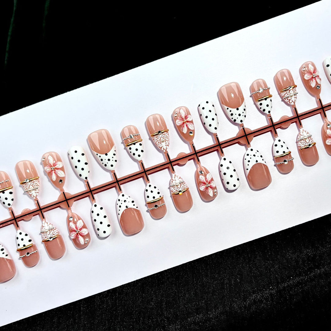 Creative Floral-Embellished Press-On Nails