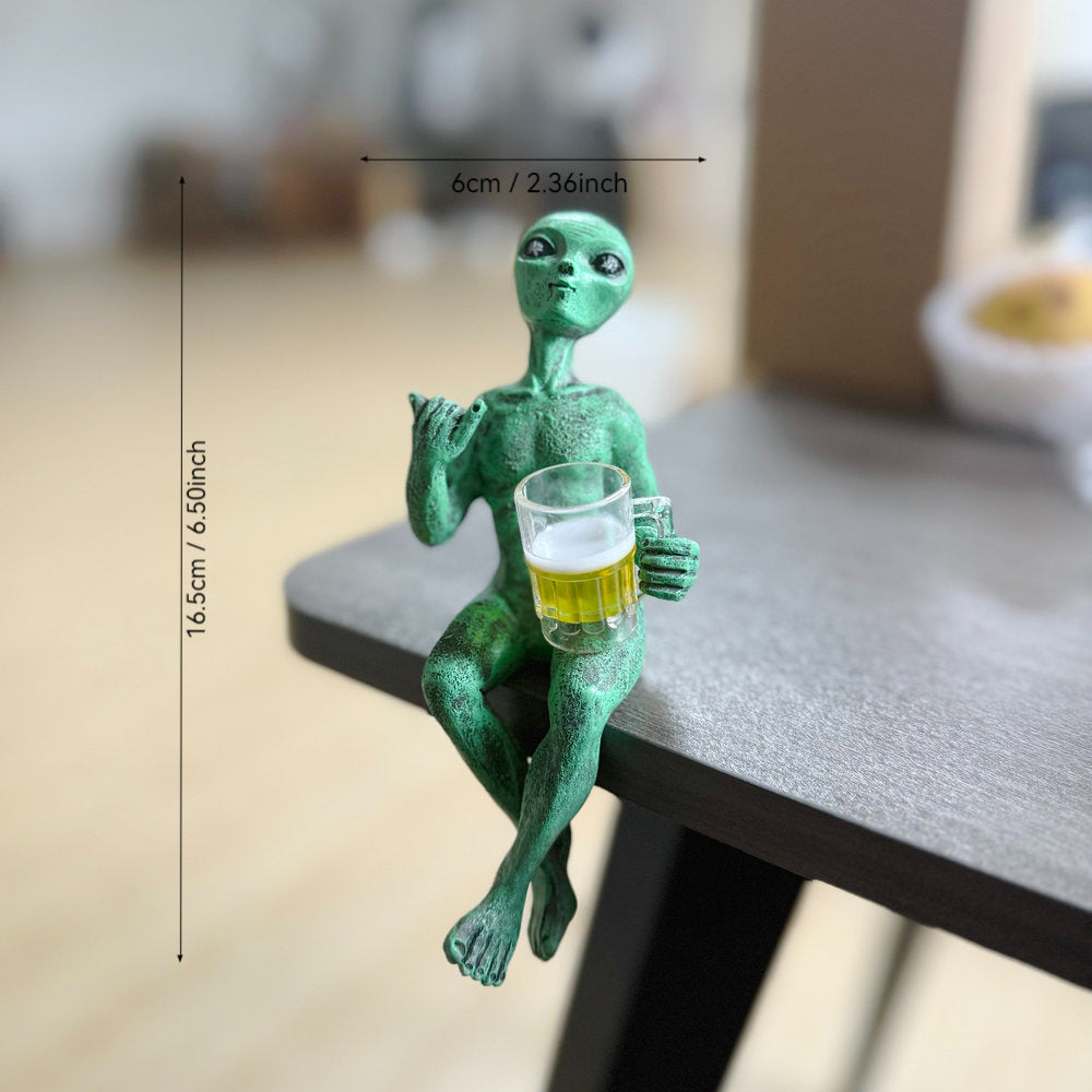 extraordinary Alien figure Stornfield