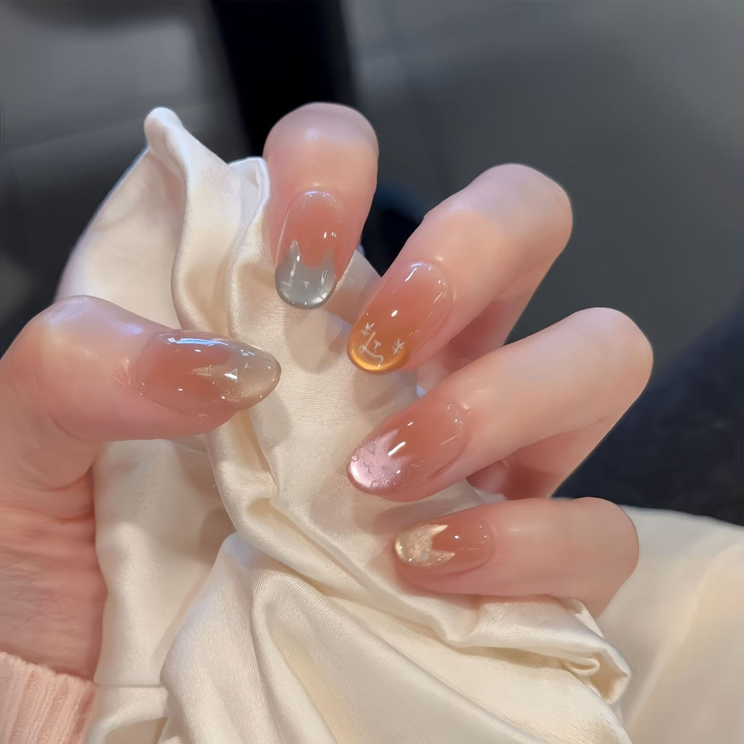 Artificial nail tips with playful cat design Stornfield