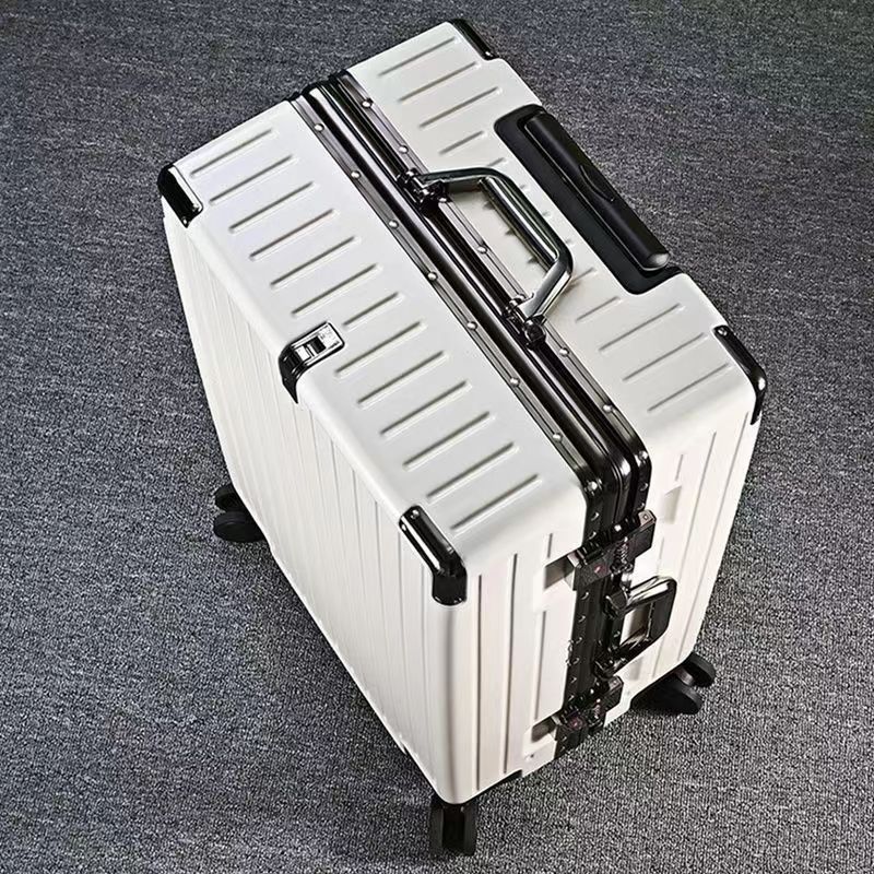 Rugged Expedition Suitcase Stornfield