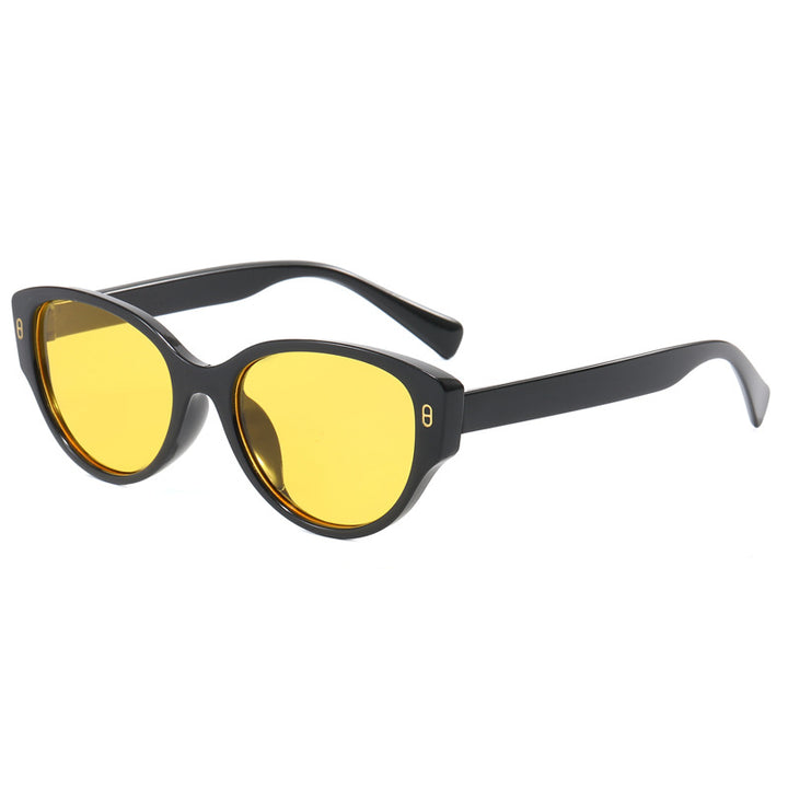Ladies Cat-Eye Sunglasses with Modern Plastic Frame Stornfield