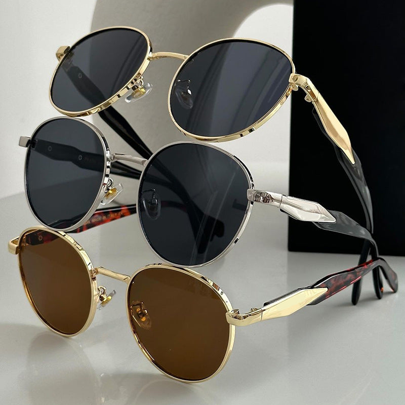 Vintage Inspired Round Frame Sunglasses Stornfield