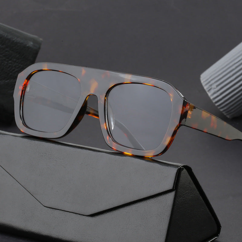 Ladies oversized square sunglasses with modern design Stornfield