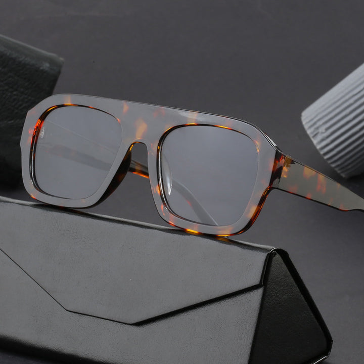 Ladies oversized square sunglasses with modern design Stornfield