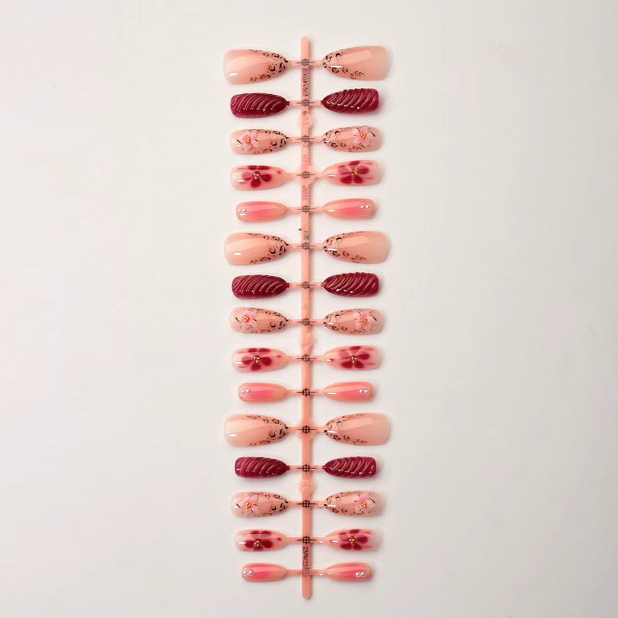 Floral Artistry Press-On Nail Set Stornfield