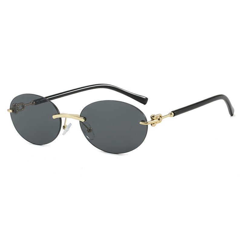Women oval sunglasses with luxurious metal frame and mirrored lenses Stornfield
