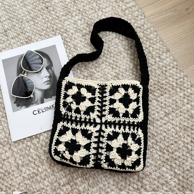 Crocheted shoulder bag with folkloric design Stornfield