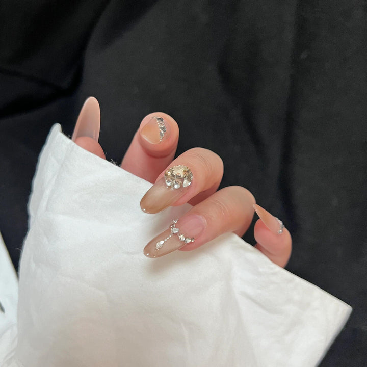 Glamorous Nail Design Kit Stornfield