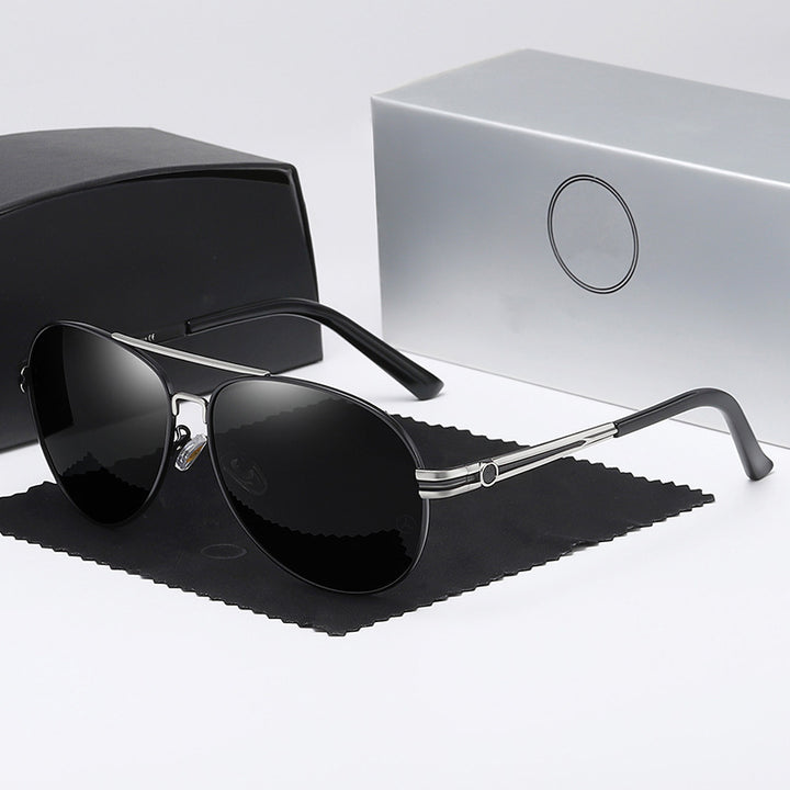 Women's elegant sunglasses with slim frame and UV protection Stornfield