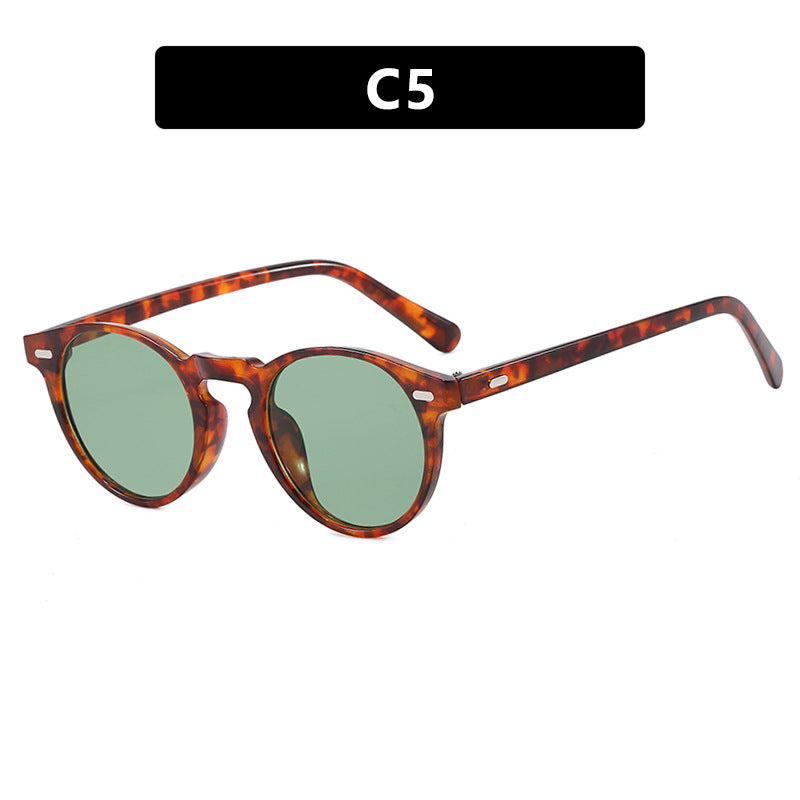 Women’s fashionable glasses with understated design and light frame Stornfield
