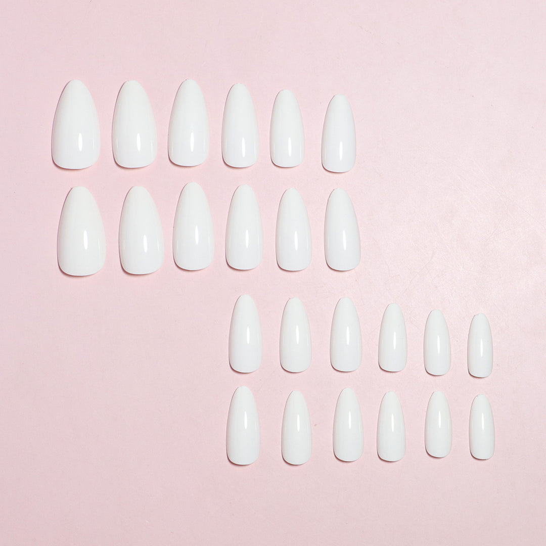 Elegant DIY Press-On Nail Set Stornfield
