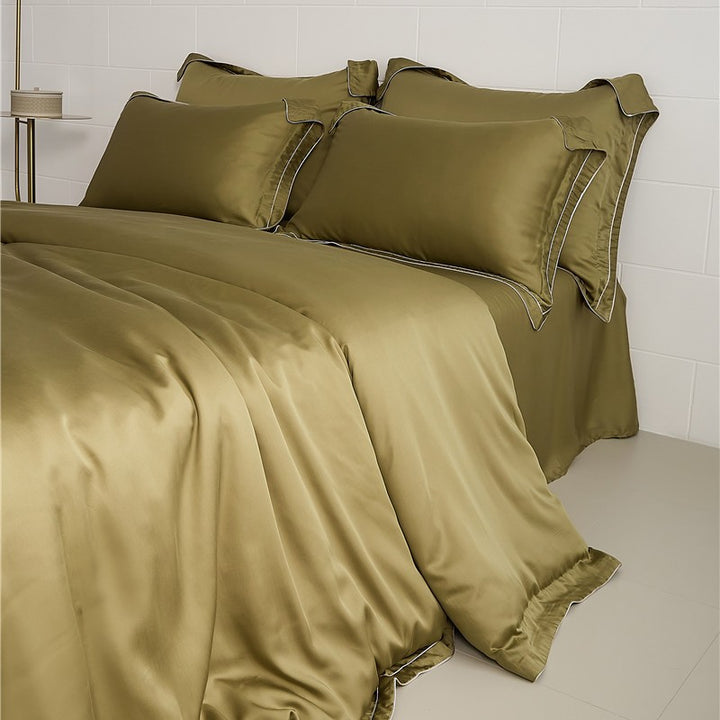 Luxurious Smooth Satin Sheet Set