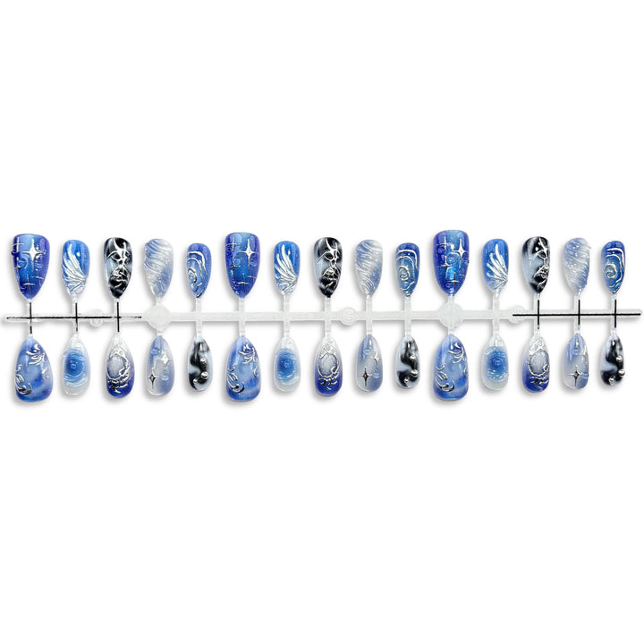 Artistic Press-On Nail Art Set with Elegant Blue Designs