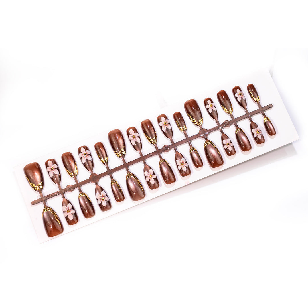 Floral Design Press-On Nail Art Set with Elegant Accents Stornfield