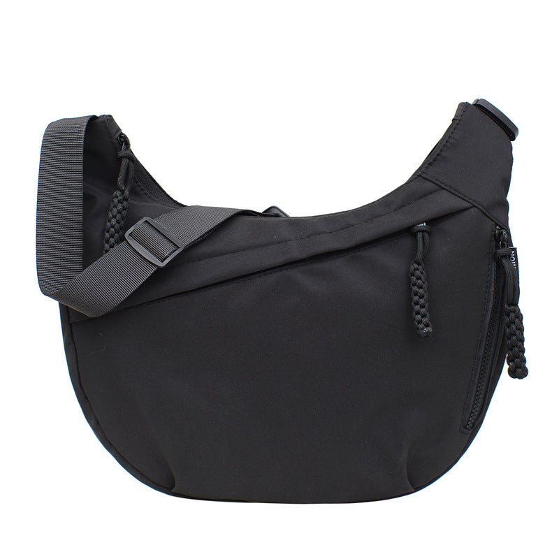 Practical shoulder bag with innovative carrying system Stornfield