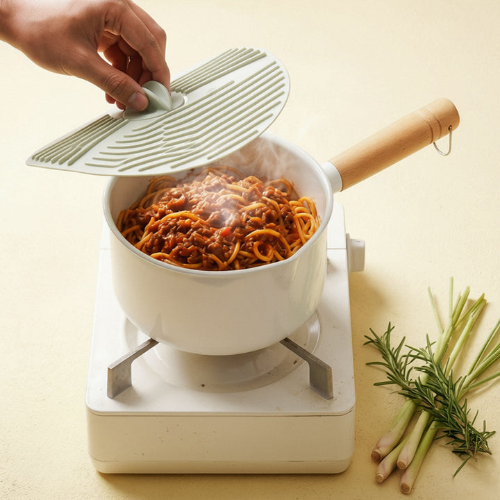 Silicone kitchen lid with innovative steam valve Stornfield
