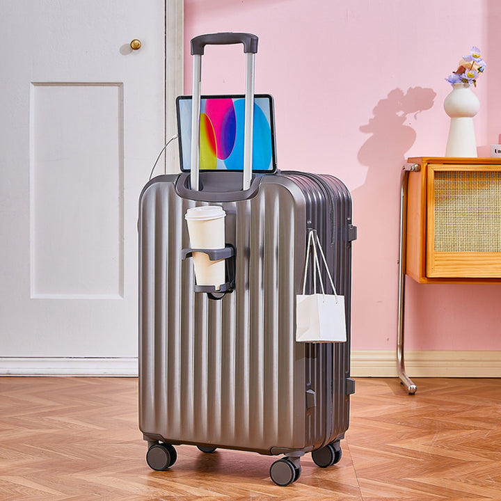 Smart Roller Luggage with Integrated USB Charging Port Stornfield