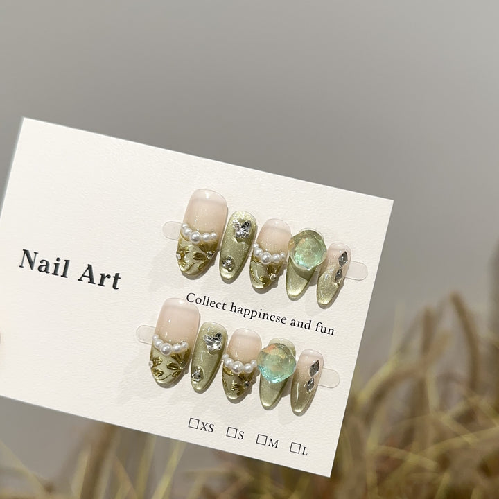 Elegant Press-On Nail Art Design Set