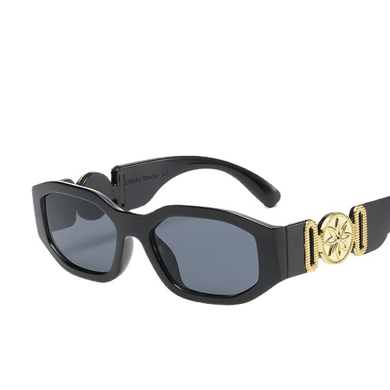 Ladies trendy and stylish sunglasses with luxurious details Stornfield