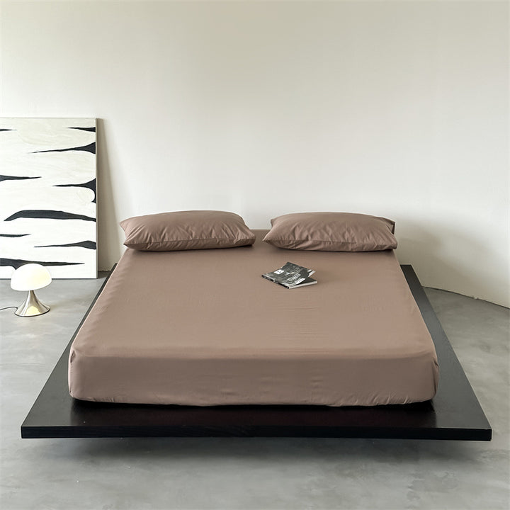 Fine jersey fitted sheet set with extra-elastic around rubber and smooth finish