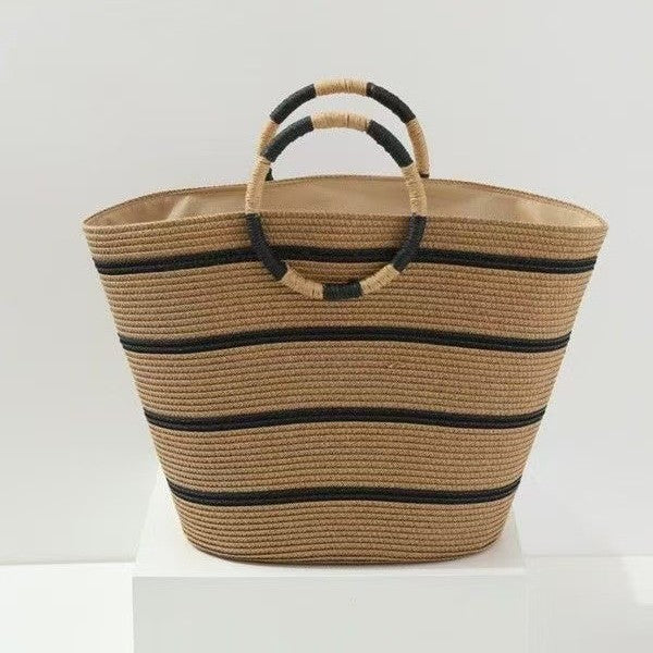 Elegant and Spacious Beach Bag Stornfield