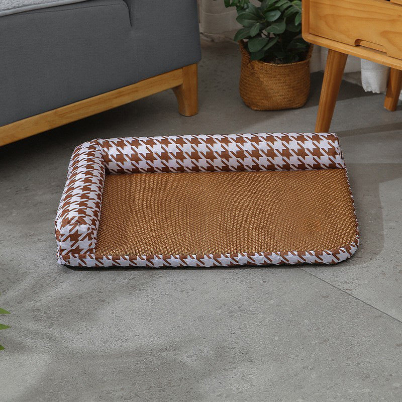 Women Cozy and Stylish Pet Bed with Elevated Edges Stornfield