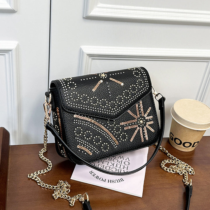 Elegant Decorative Chain Handbag
