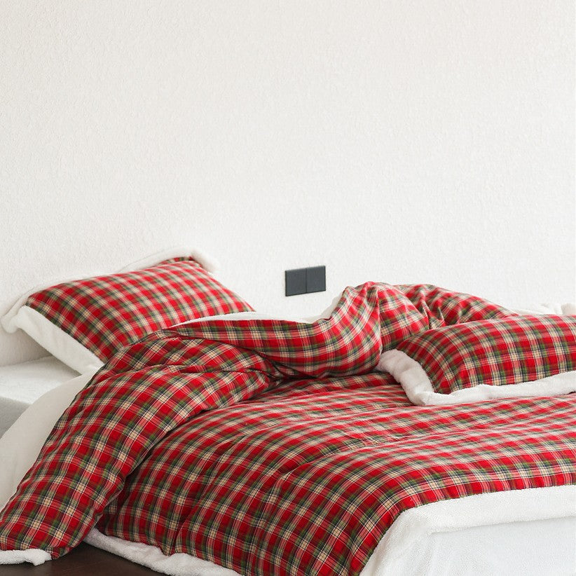 Reversible duvet cover set