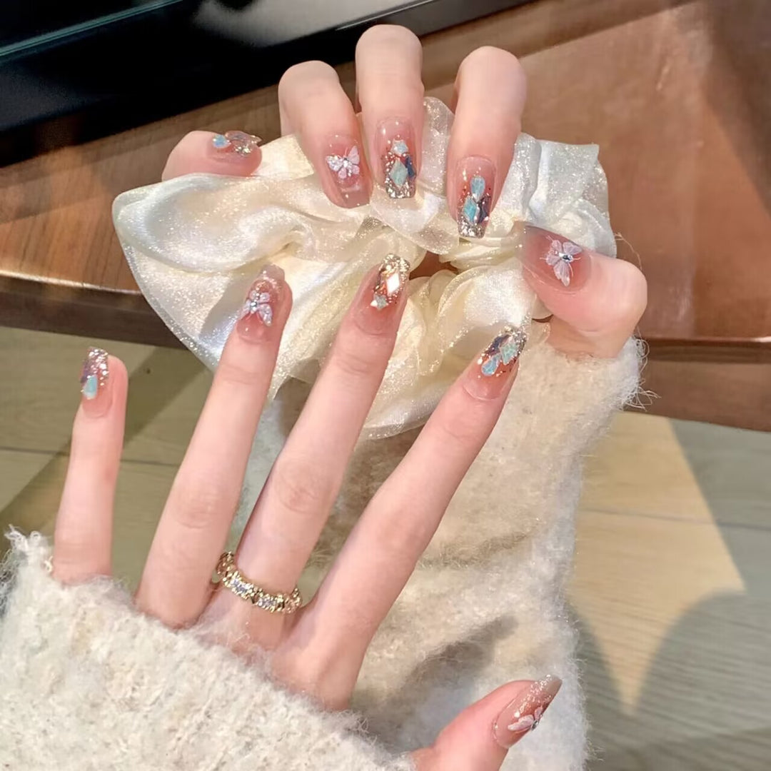 Artistic Floral-Embellished Press-On Nail Art Stornfield